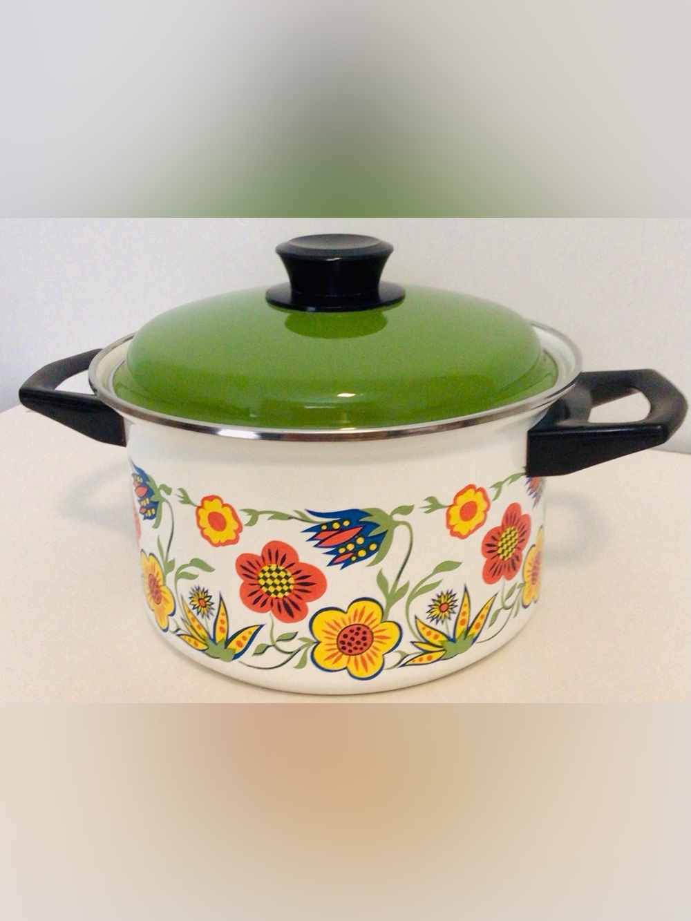 Vtg Enamelware Flower Power Soup Stock Pot w/Lid Green Orange Yellow 70’s Retro